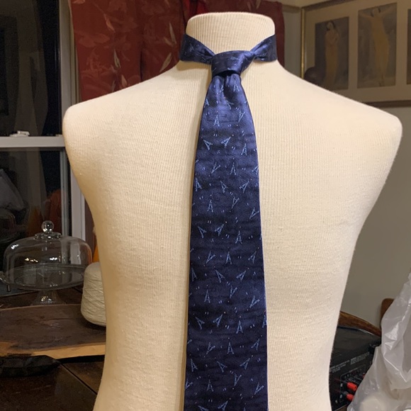 ROGER L. PARIS EIFFEL TOWER NECKTIE - Picture 4 of 11